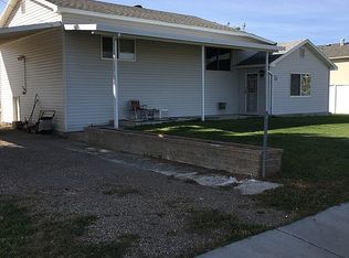 315 W 100 S, Huntington, UT 84528