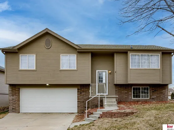 11254 Newport Ave, Omaha, NE 68164