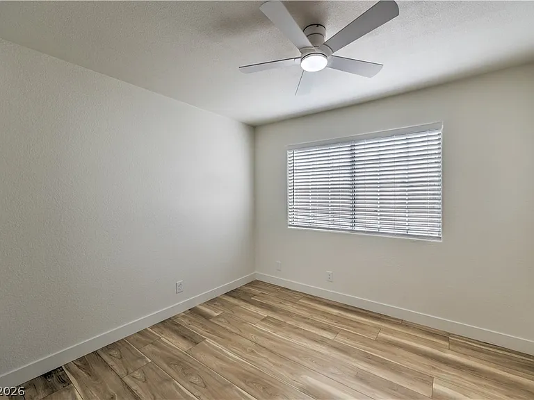 1800 Edmond St #122 — Photo 18