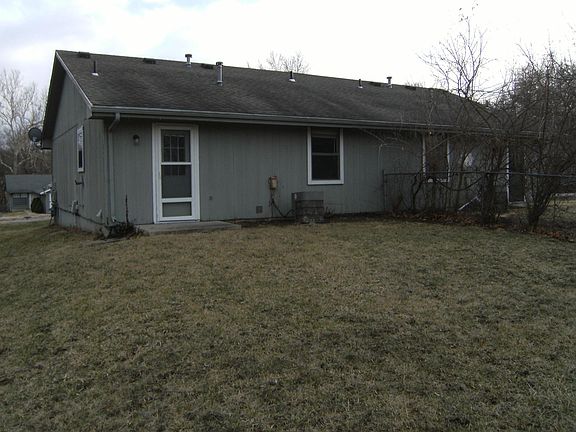 4th image of 8100 E 100th Terrace Ct