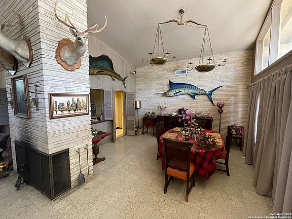 5th image of 123 MOSS DR