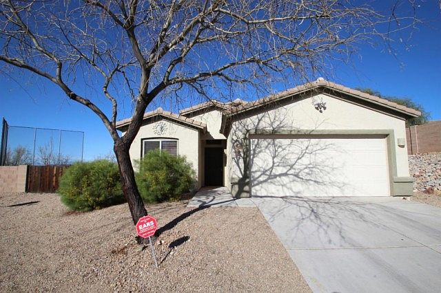1st image of 527 E Salt River Pl