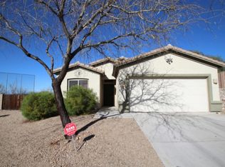 527 E Salt River Pl, Vail, AZ 85641