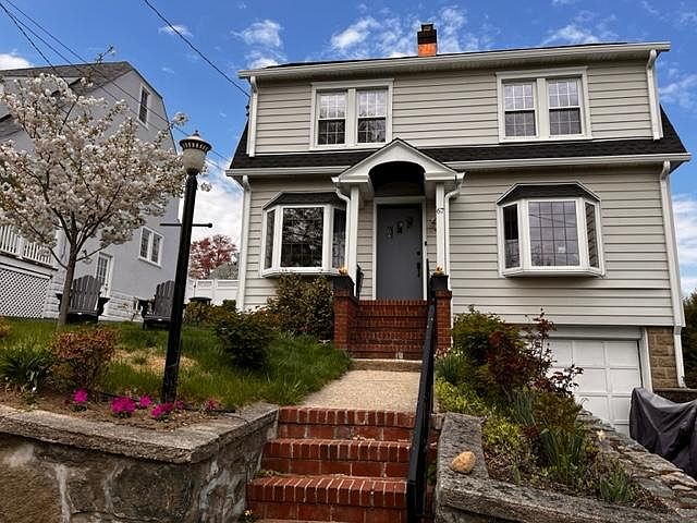 1st image of 67 Putnam Dr