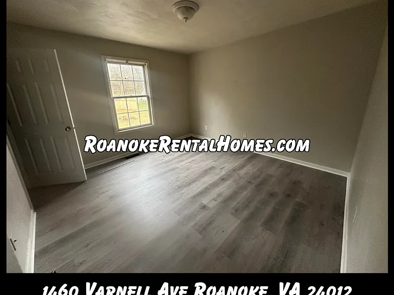 1460-1462 Varnell Ave NE — Photo 4