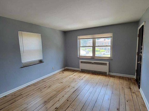 2nd image of 1102 Egan Ct APT 3