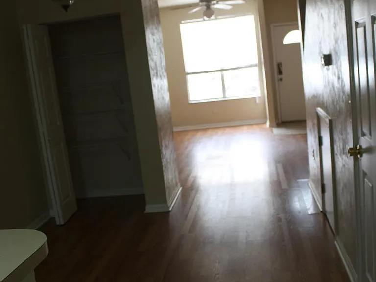 4415 SW 34th St #309 — Photo 3