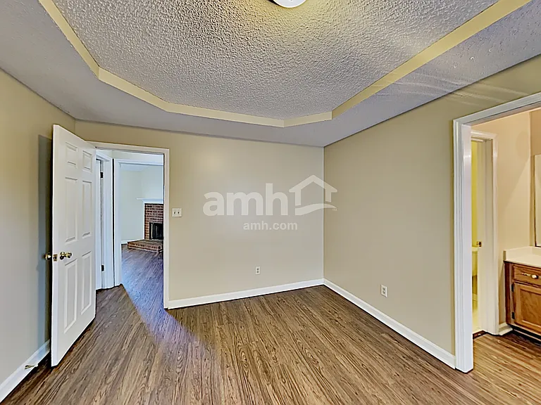 5534 Ross Rd — Photo 9