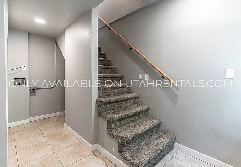 87 N Center St #2 — Photo 15