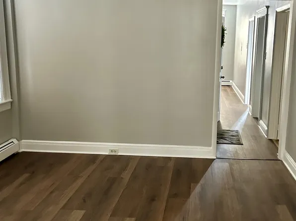 24 Eastern Parkway image 17 of 19