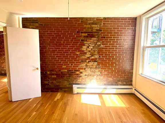 4th image of 145-147 Princeton St #147-2