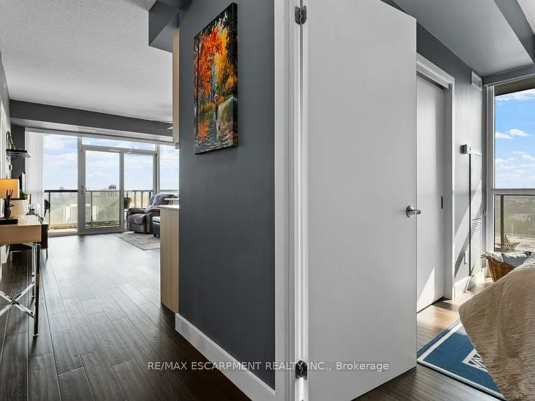 2087 Fairview St #1304 — Photo 10