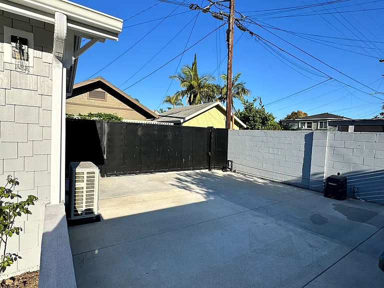 505 S Birch St #507 — Photo 27