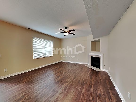 4th image of 7932 Birch Creek Dr
