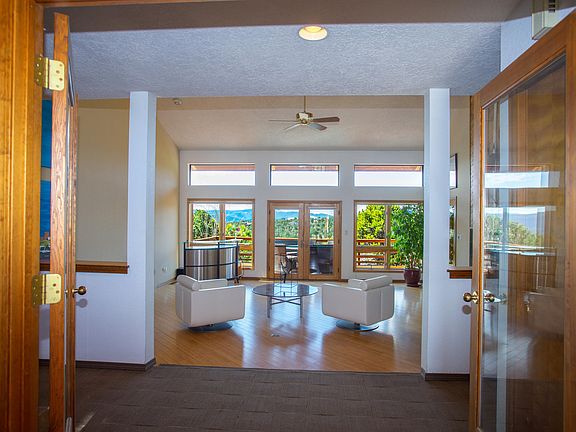 4th image of 8 Punto Alto Ct