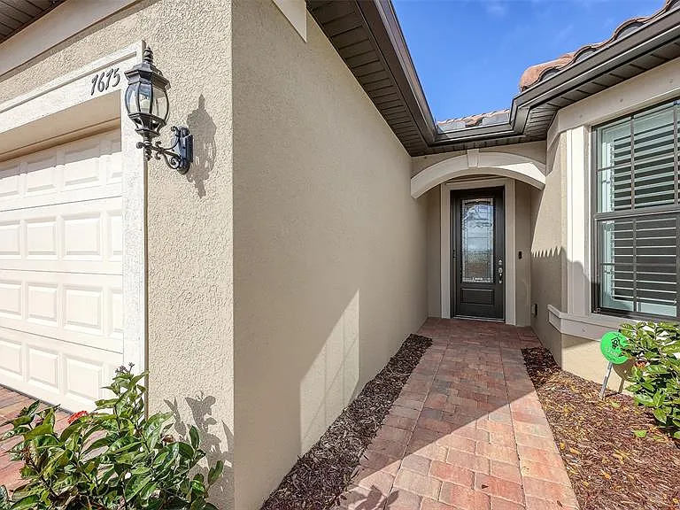 7675 Summerland Cv — Photo 4