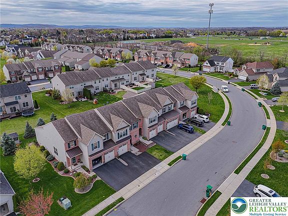 4th image of 680 Mulberry Dr