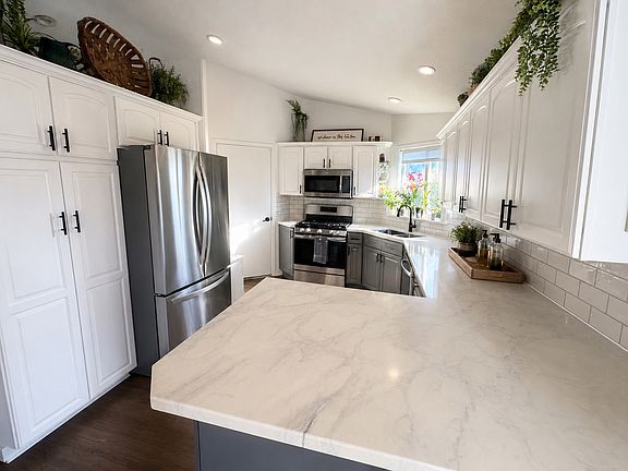 4th image of 547 N Knox Ave