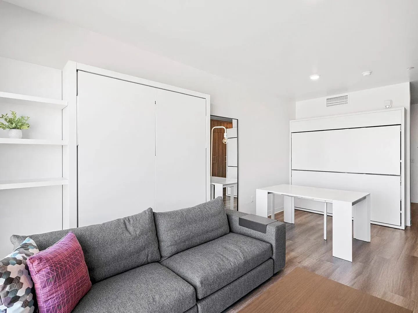 Studio, 402 sqft, $1,700 — Photo 1