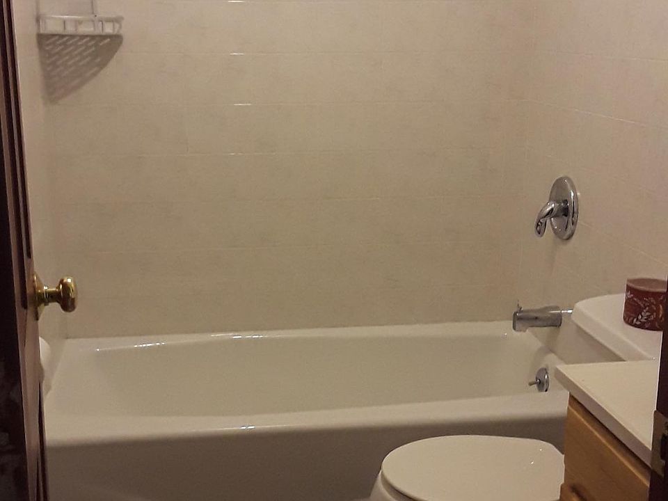 1st image of 4806 Avenue J Floor 1