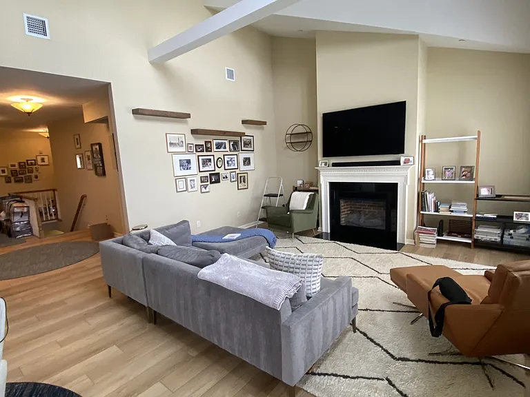 100 Schmeelk Pl — Photo 15