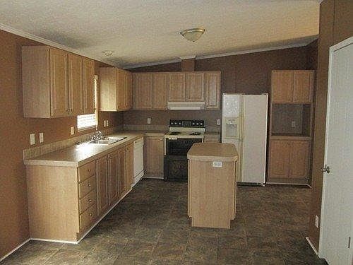 5th image of 48 Brooklyn Dr