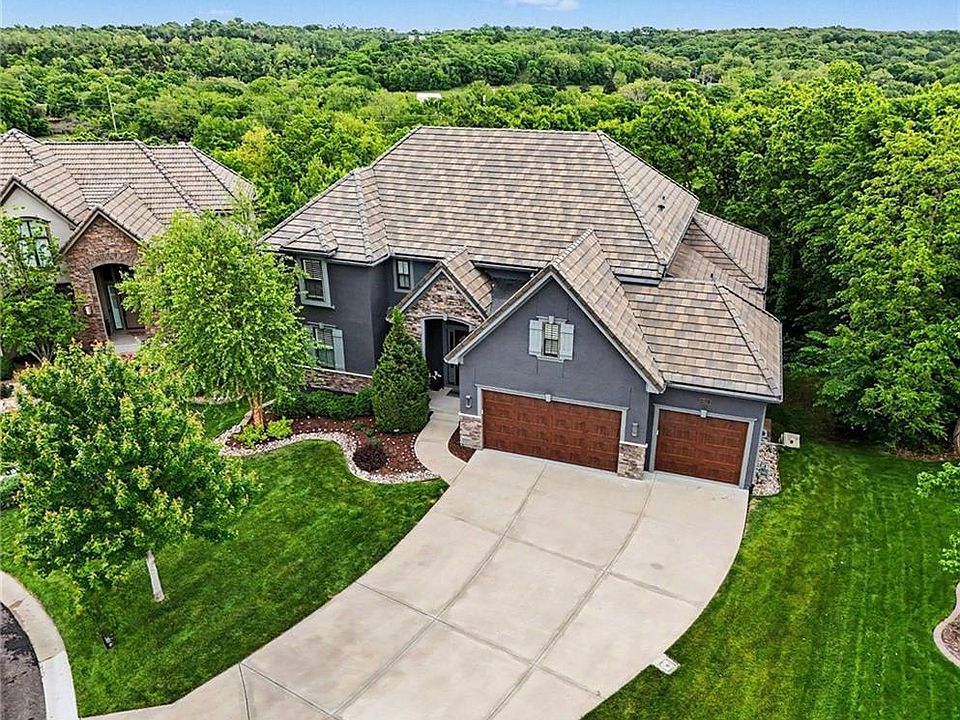 1st image of 8831 Vista Dr