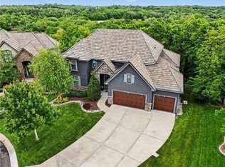 8831 Vista Dr, Lenexa, KS 66220