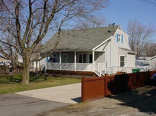 3600 Dartmouth St, Hamburg, NY 14075