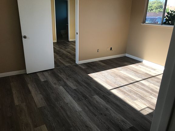 2nd image of 183 E Garden Green Ave