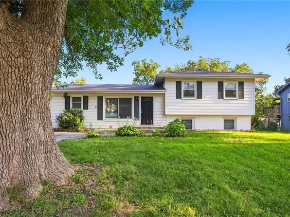 204 Meade St, Liberty, MO 64068