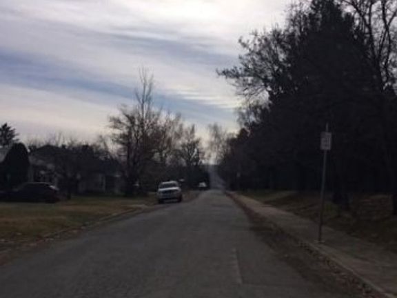 Exterior Neighborhood (street photo)