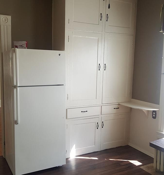 Kitchen builtin cabinets