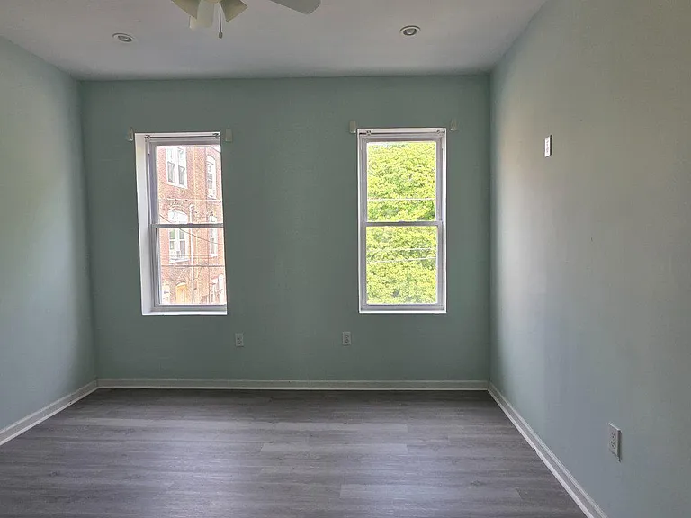 1864 N Uber St — Photo 26