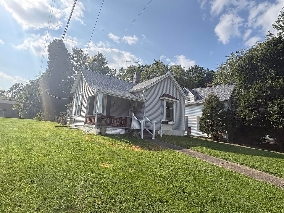 1st image of 513 N Main St