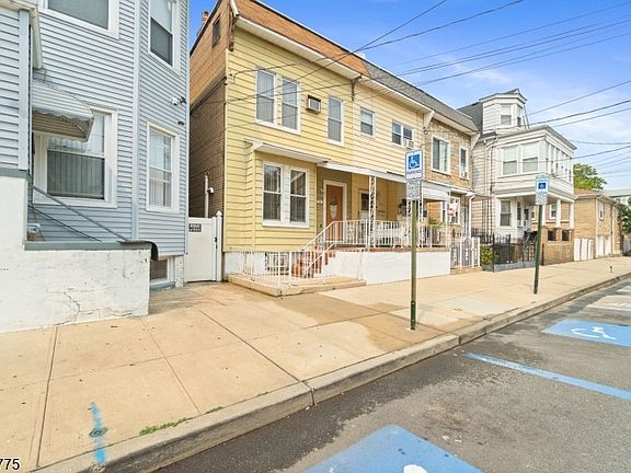 2nd image of 430 Central Ave