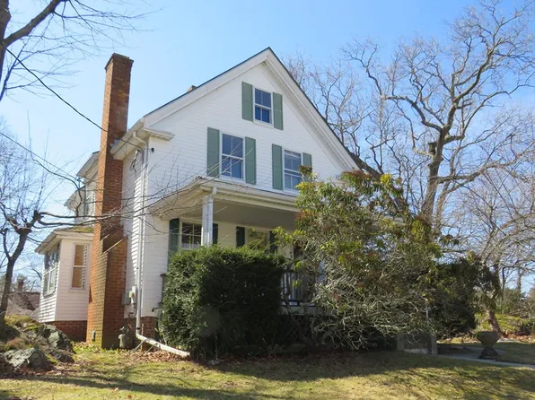 22 Lewis St, Canton, MA 02021