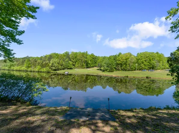 474 Lake Rd, Troy, VA 22974