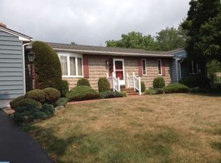 2 Poplar Ln, Chesterfield, NJ 08515