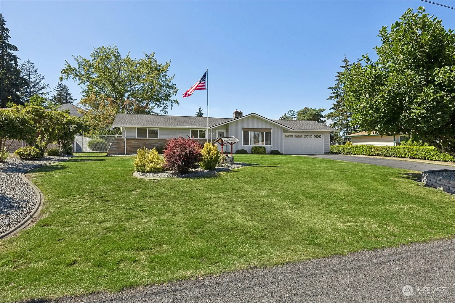 14002 2nd Avenue Ct E photo 1