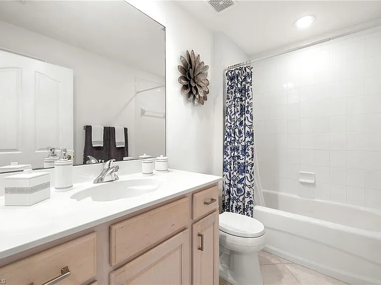 8177 Saratoga Dr #1001 — Photo 21
