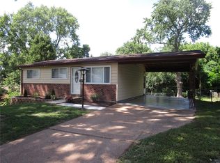 9007 Loganberry Ln, Saint Louis, MO