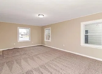 4 bed, 2.5 bath, 2070 sqft, $2,700 — Photo 4
