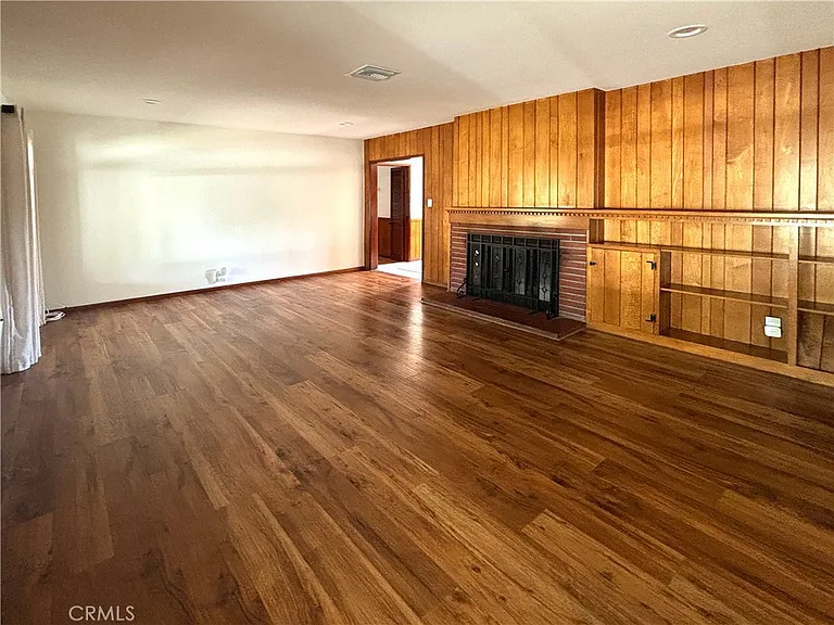 416 Drake Rd — Photo 12