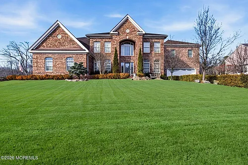 24 Parkside Dr Photo 1