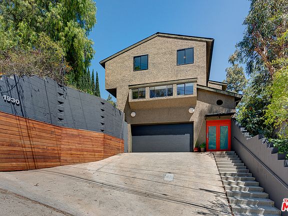 2nd image of 1930 Redesdale Ave