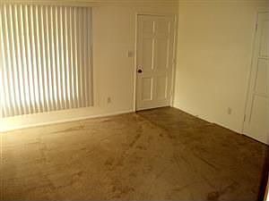 5th image of 4776-78 Clairemont Dr