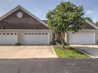 1218 Canyon View Rd, Northfield, OH 44067