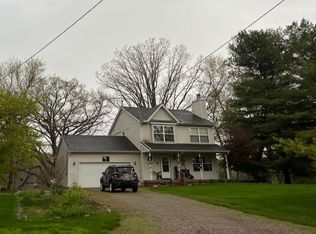 1580 Faussett Rd, Howell, MI 48855