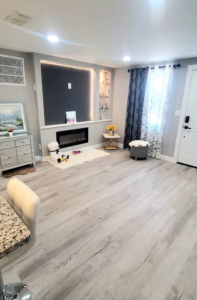 3 bed, 1100 sqft, $1,950 — Photo 3